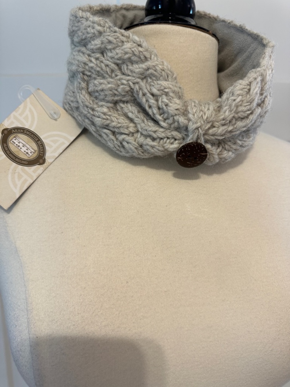Cozy Cable Knit Neck Warmer with Button - Light Gray